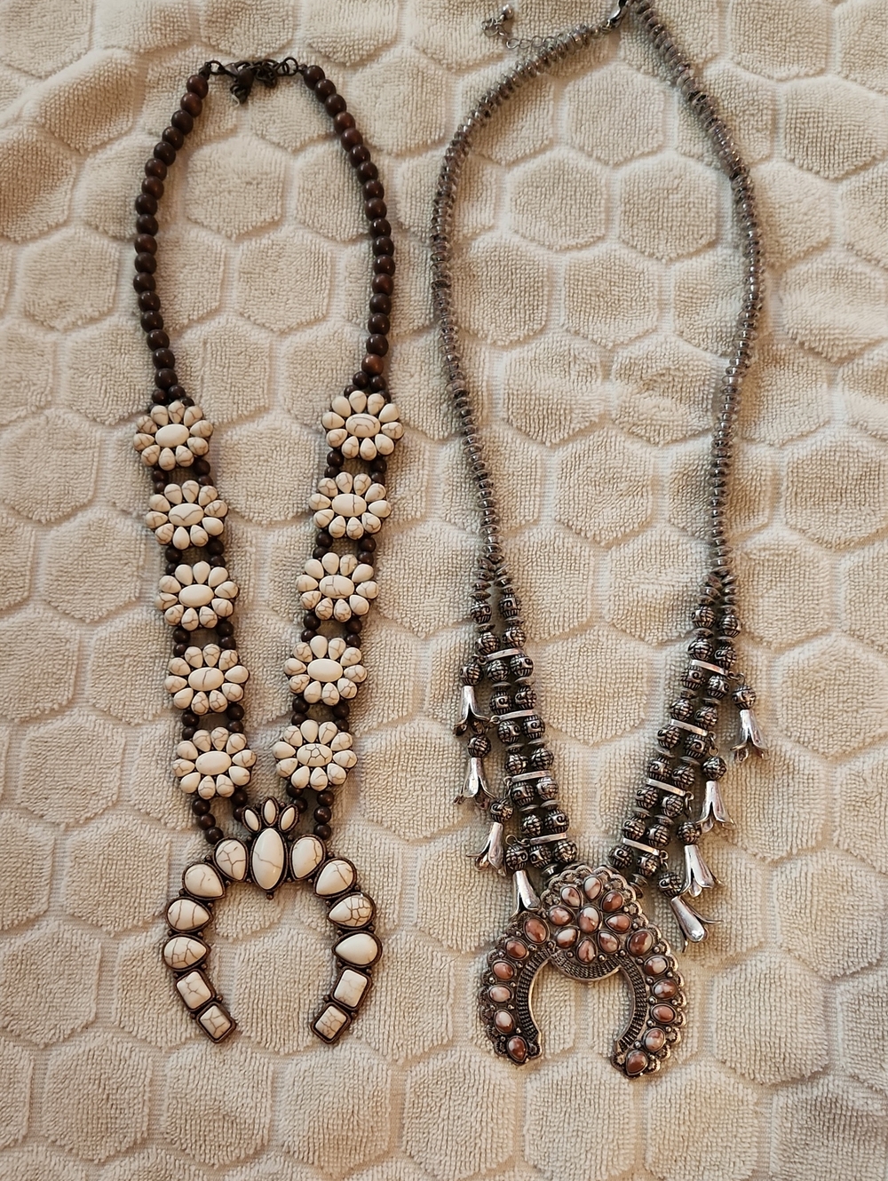 Women’s Beaded Squash Blossom Necklace Set - Boho Floral Western